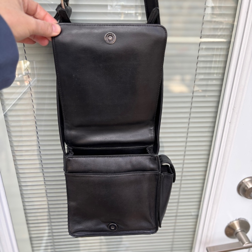 Vintage Roots Unisex Crossbody Mini Messenger Bag with Multiple Pockets/Storage - Picture 5 of 9